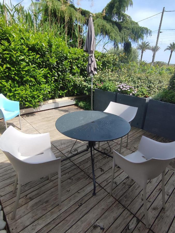 Studio Golfe Juan, Plages, Parking, Climatisation Apartamento Vallauris Exterior foto